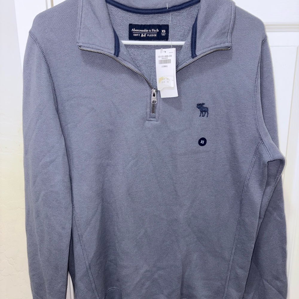Abercrombie & Fitch Soft Gray Fleece Pullover